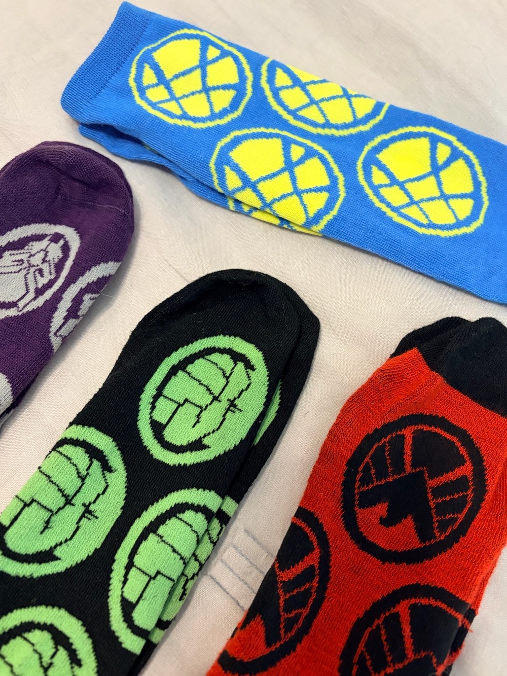 4 pair Marvel Casual Crew Socks Hulk Black Panther SHIELD logo Seal of Vishanti
